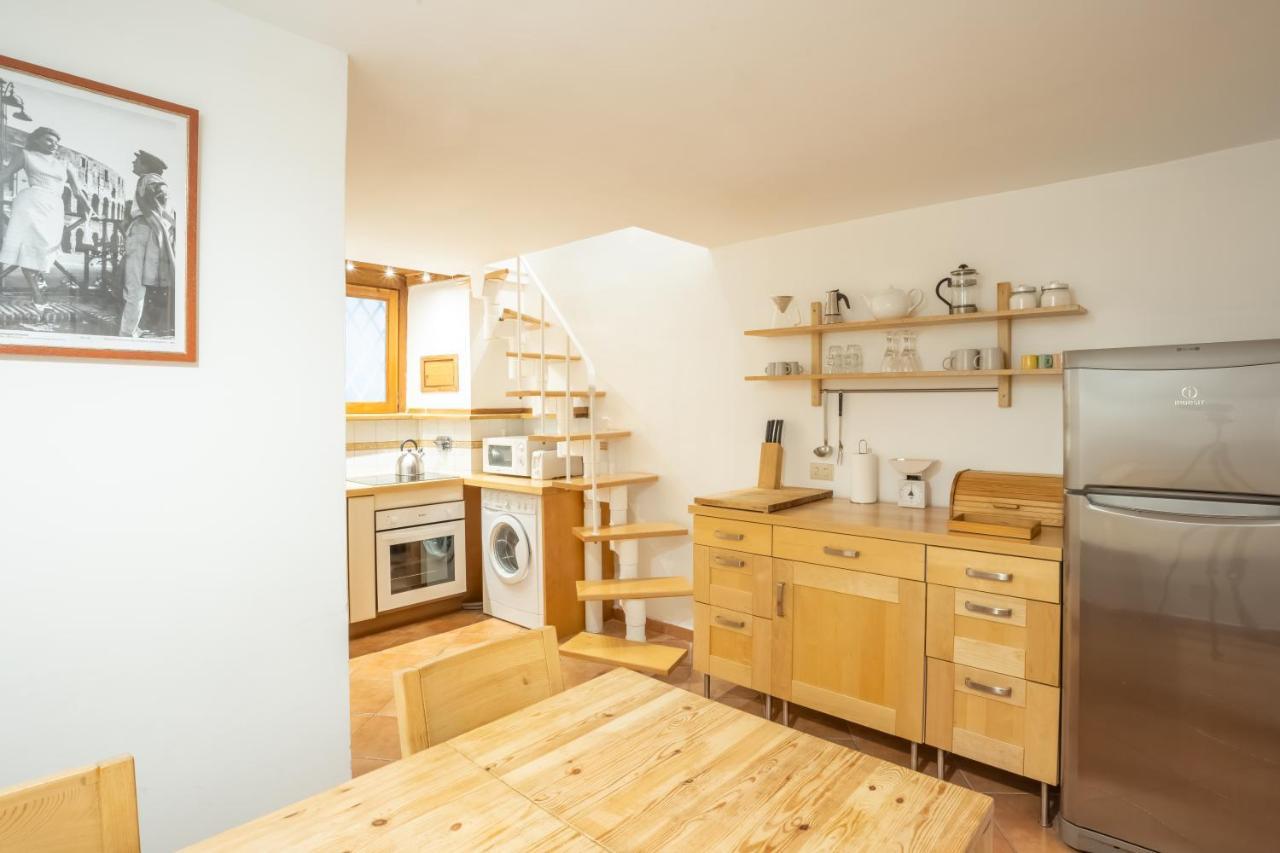 Quiet&Cozy Trastevere Hideaway Rzym Zewnętrze zdjęcie